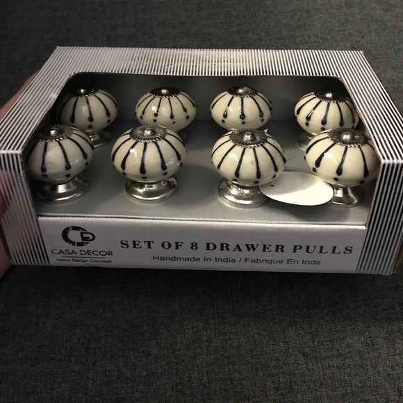 Anthropologie Other - Set of 8 white silver blue ceramic drawer pulls